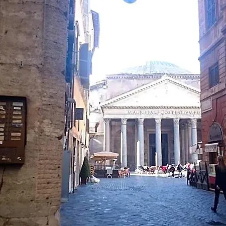 Al Pantheon Con Thomas Mann 3* Roma