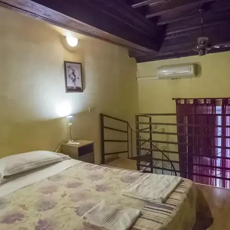 Al Pantheon Con Thomas Mann Bed and breakfast Roma