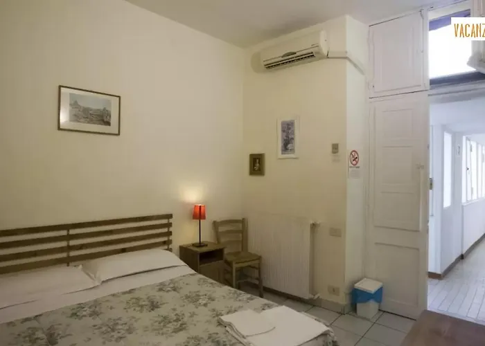 万神殿托马斯曼酒店 住宿加早餐酒店